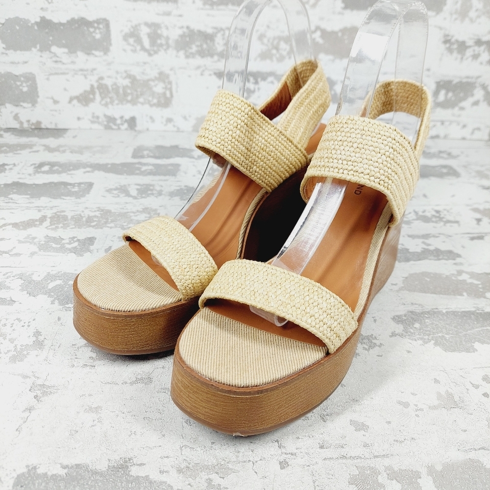NEW Lucky Brand Delukah Cream Tan Ankle Strap Slingback Wedge Sandals V29 - Picture 2 of 12